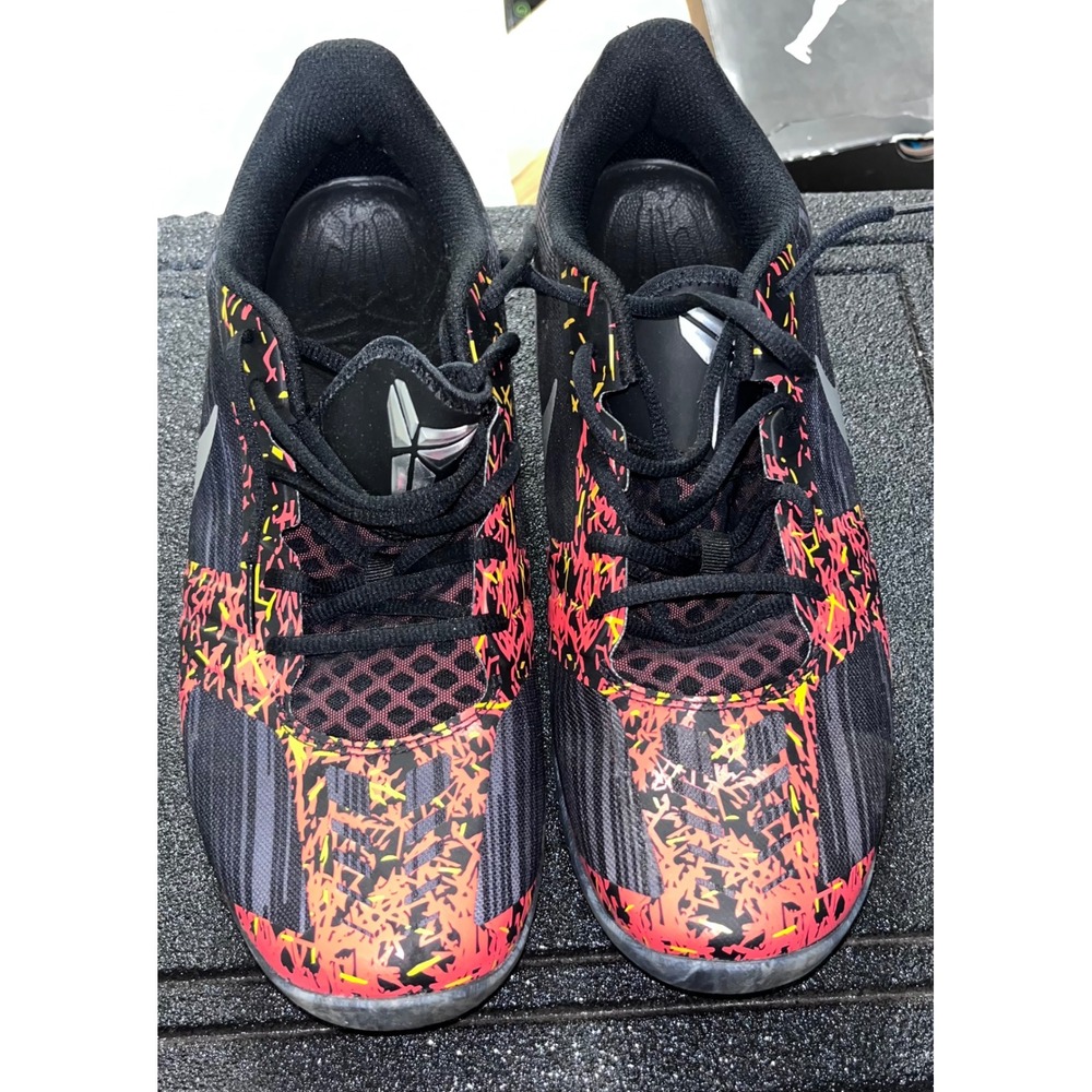 Nike Kobe Mentality 2 Black Bright Crimson Wolf Grey 818952-006 Mens 12.5